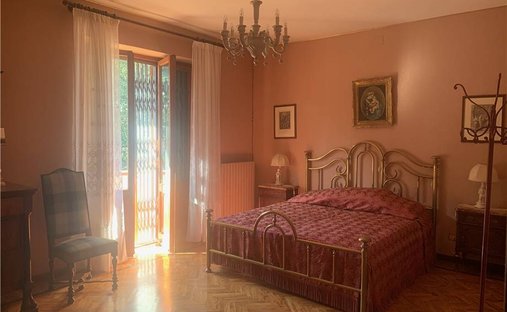 Castle For Sale In Umbria, Trasimeno Lake