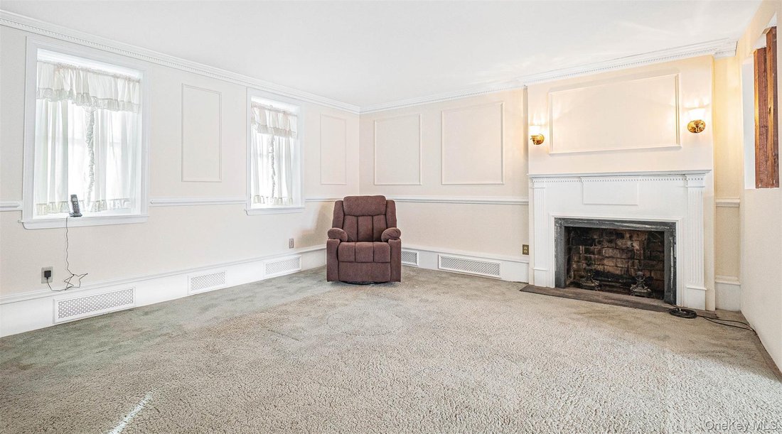 House in Middletown, New York, United States 5 - 16842279