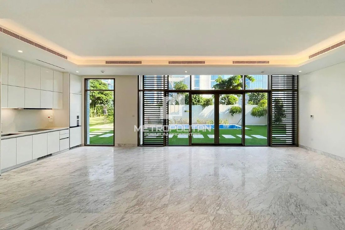 Villa in Al Barsha South 5, Al Barsha, Dubai 3 - 16841494