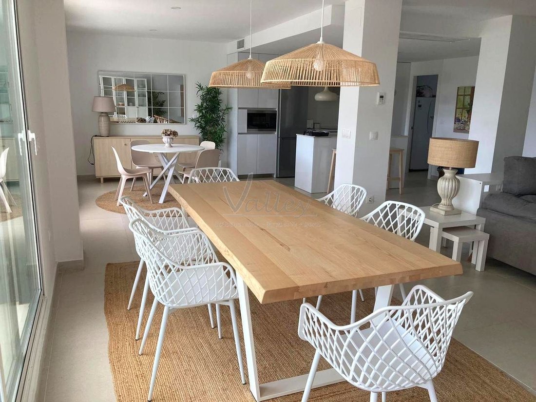 Apartment in Sotogrande, San Roque, Andalusia 2 - 16841048