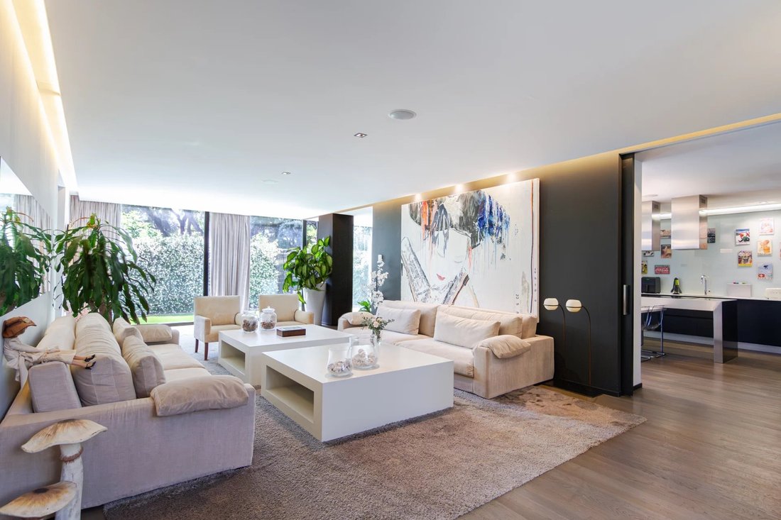 Chalet in La Moraleja, Alcobendas, Comunidad de Madrid 1 - 16842054