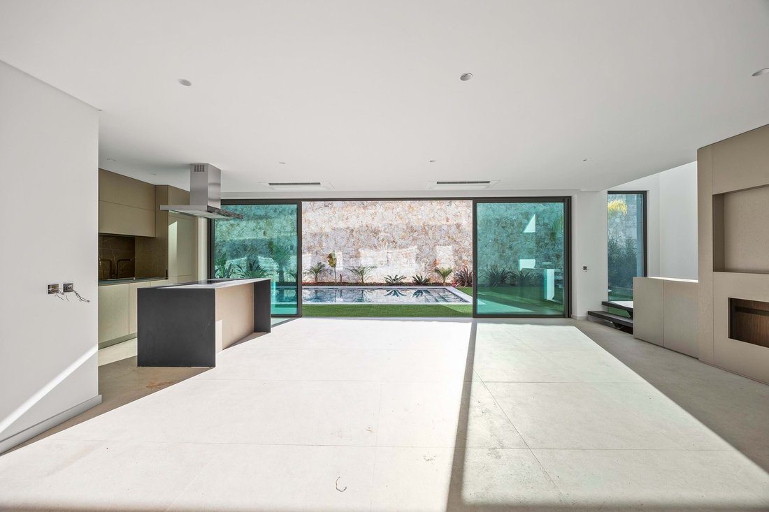 Villa in Praia dos Pescadores, Olhos de Agua, Portugal 4 - 14859919