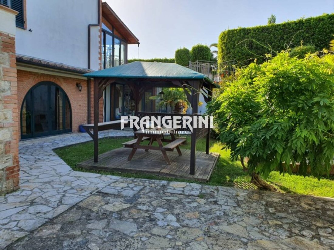 Villa in Collesalvetti, Tuscany, Italy 3 - 16832682