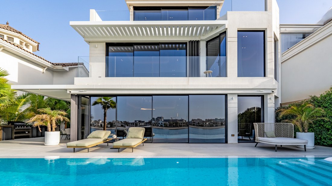 Villa in Dubai, Dubai, United Arab Emirates 1 - 16841107