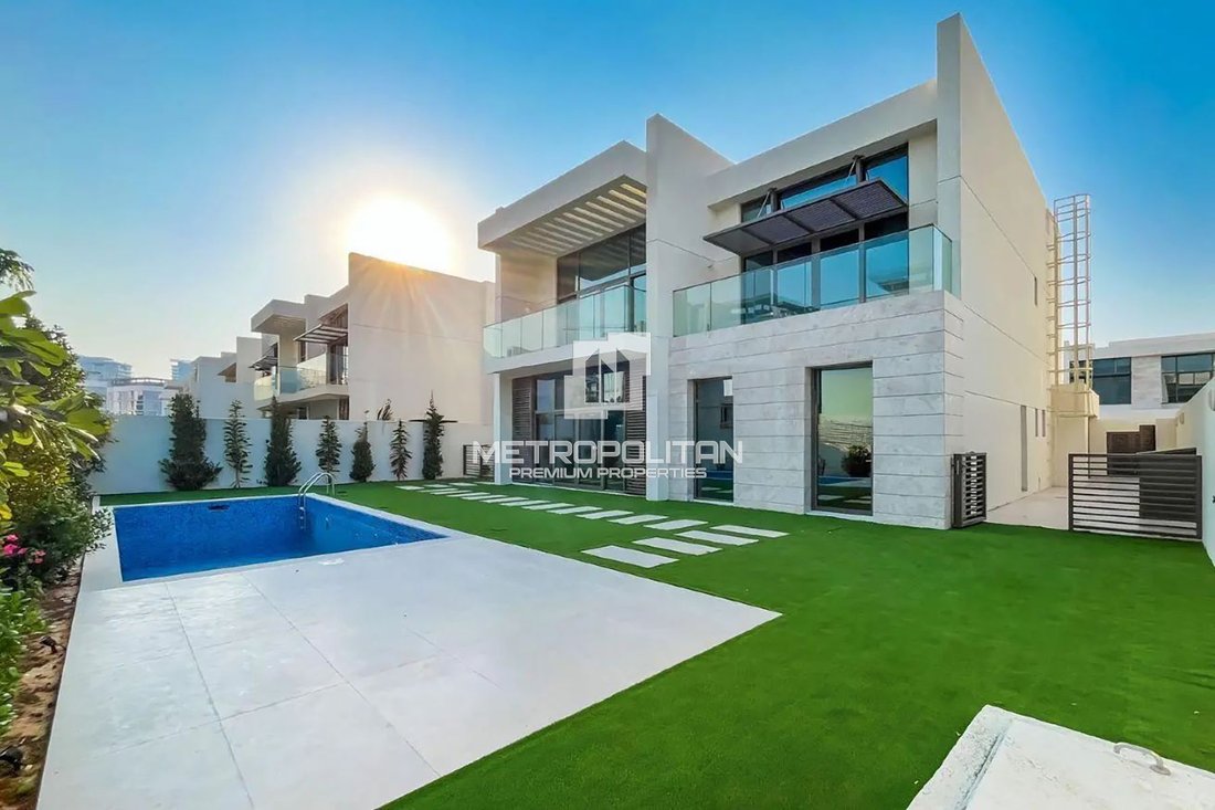 Villa in Al Barsha South 5, Al Barsha, Dubai 2 - 16841494