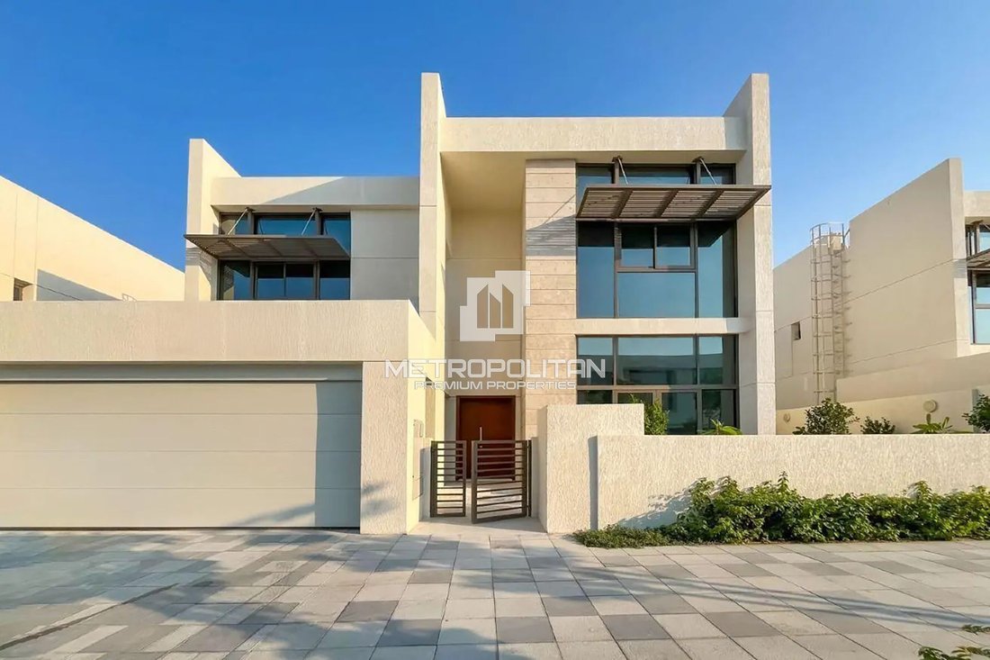 Villa in Al Barsha South 5, Al Barsha, Dubai 1 - 16841494