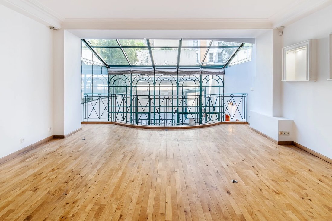Estate in Hoche-Friedland, Paris 8e Arrondissement, Paris 5 - 16840935