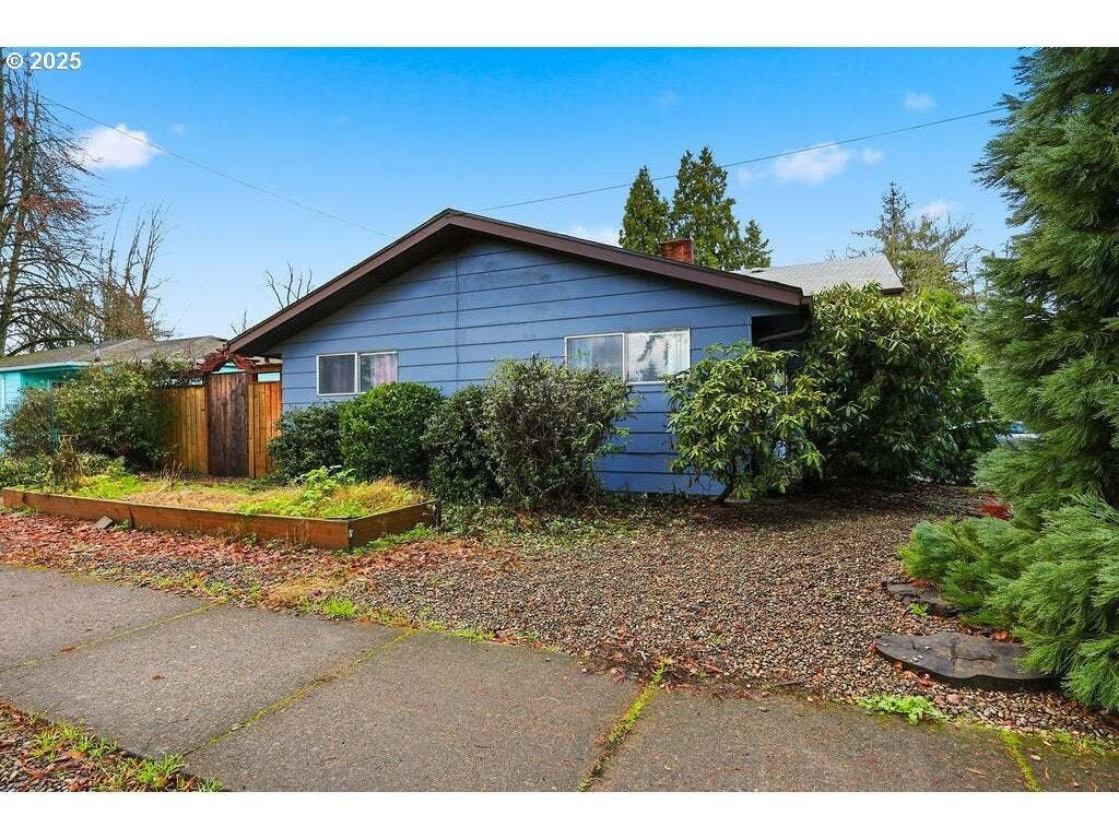 House in Springfield, Oregon, United States 4 - 16841516