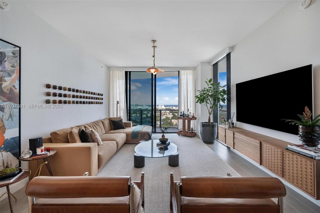 Condo in Miami Beach, Florida, United States 2 - 16842327