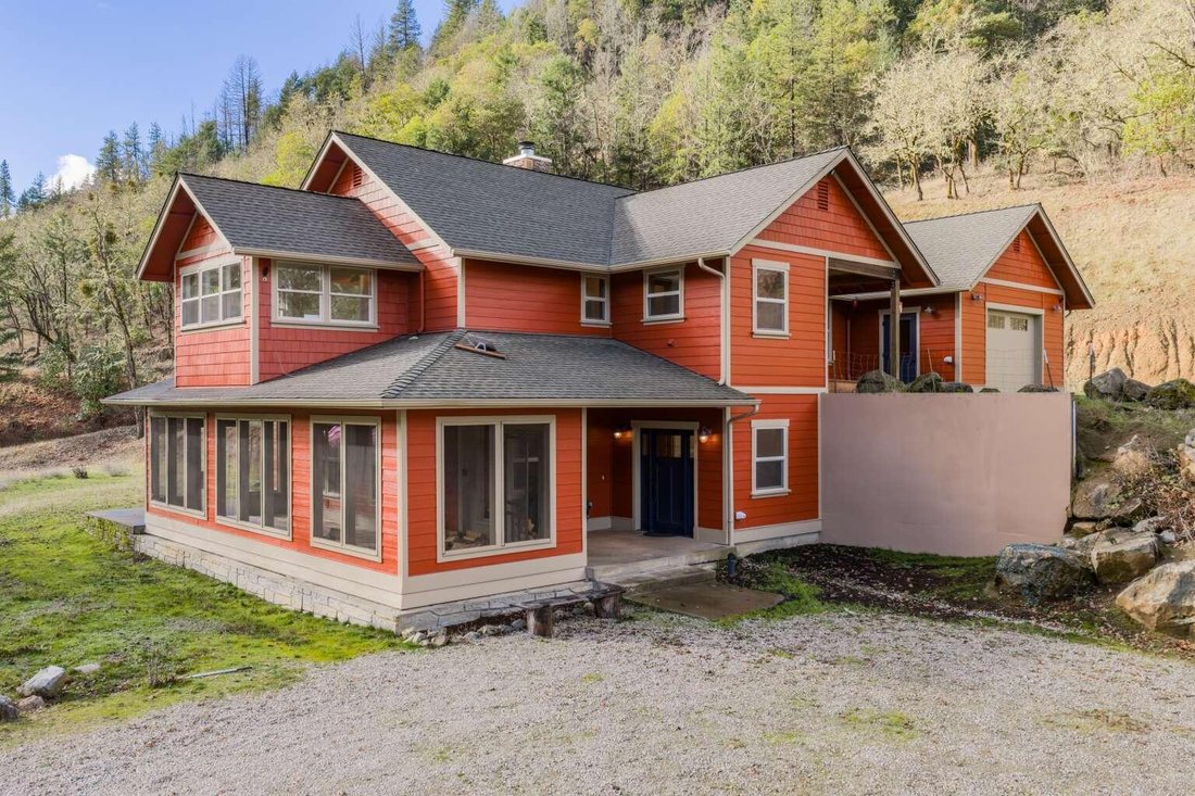 House in Gold Hill, Oregon, United States 4 - 16841885