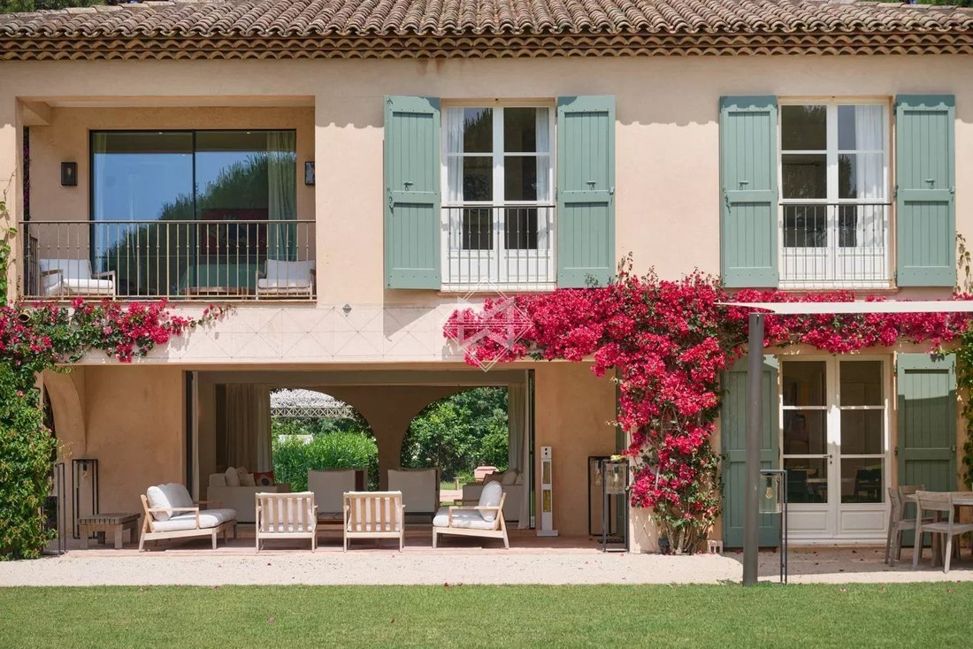 Villa in Ramatuelle, Provence-Alpes-Côte d'Azur, France 3 - 16841113