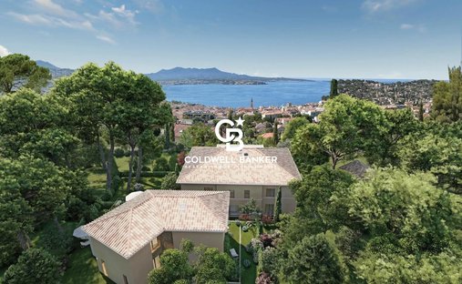 Apartment in Sanary-sur-Mer, Provence-Alpes-Côte d'Azur, France 1
