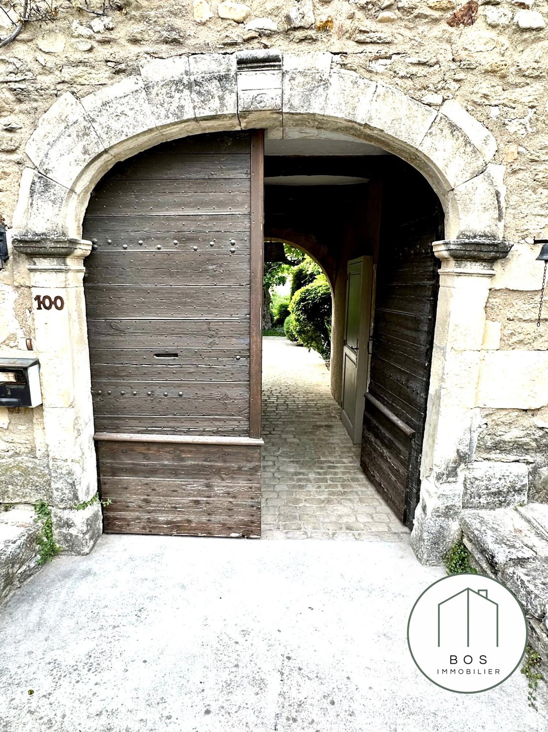 Country House in Oppède, Provence-Alpes-Côte d'Azur, France 2 - 16842994