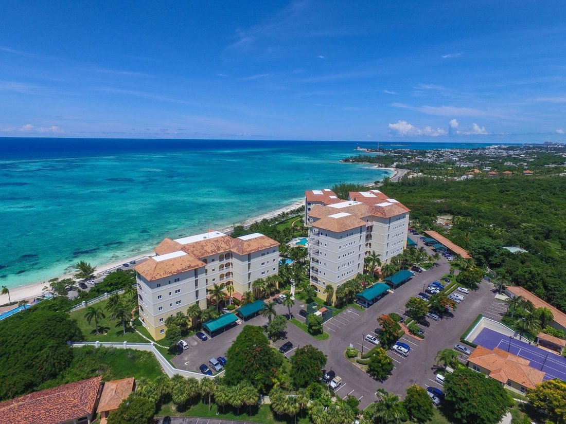 Condo in Nassau, New Providence, The Bahamas 2 - 16841553