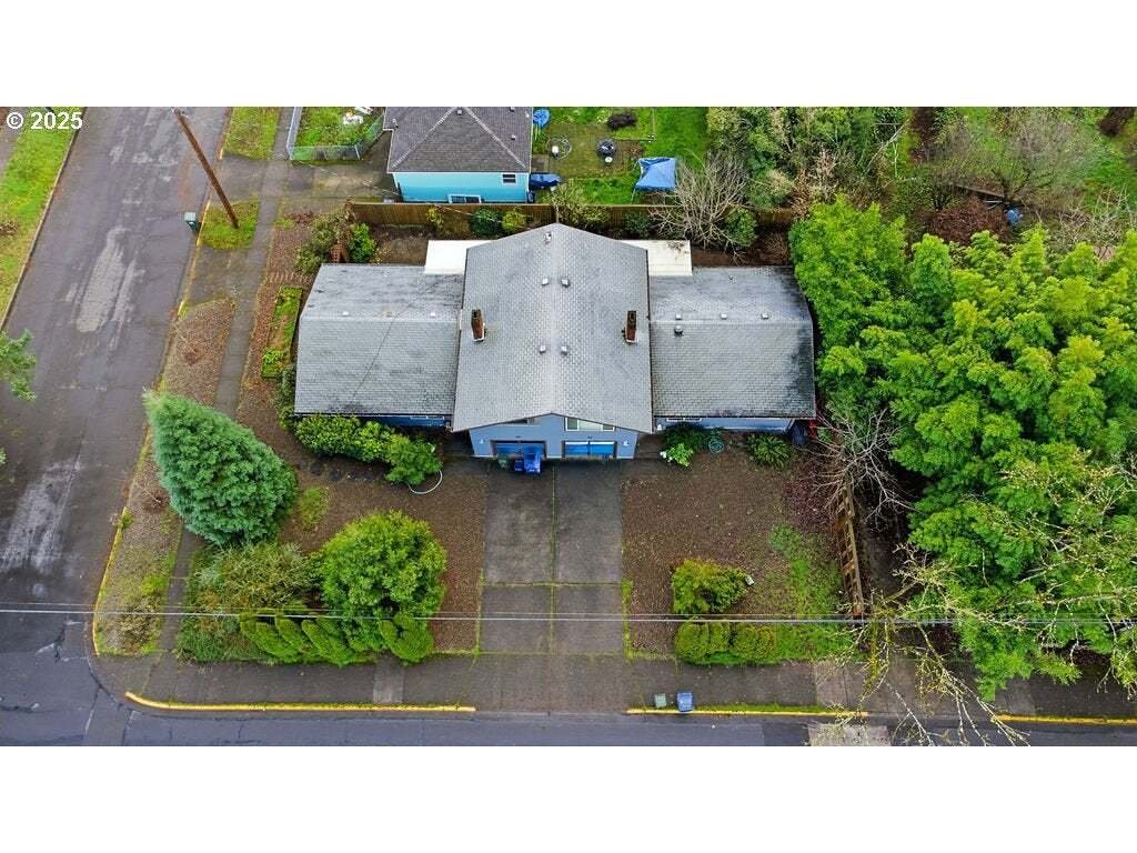 House in Springfield, Oregon, United States 3 - 16841516