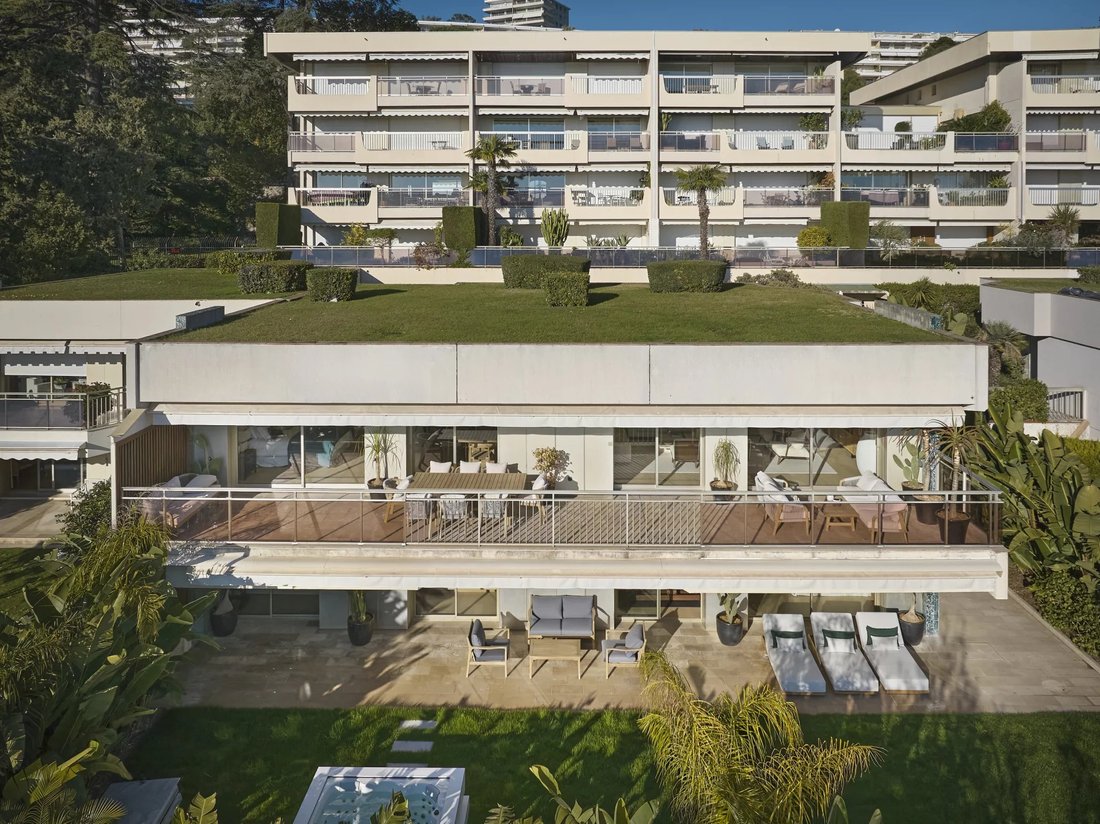 Villa in Montfleury, Cannes, France 2 - 16840969