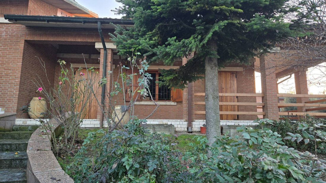Villa in Maranello, Emilia-Romagna, Italy 2 - 16842895