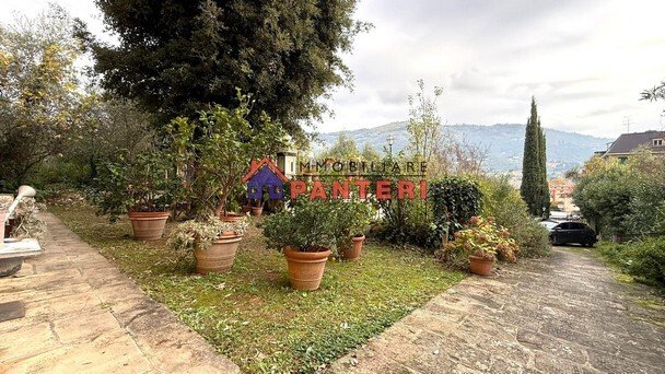 Villa in Collodi-Ponte all'Abate-Monte a Pescia, Pescia, Tuscany 3 - 16843220