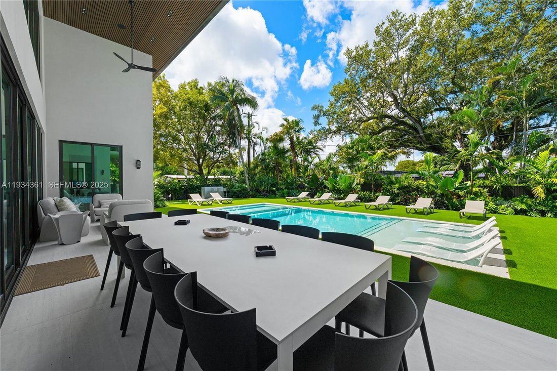House in Aventura, Florida, United States 5 - 16842306