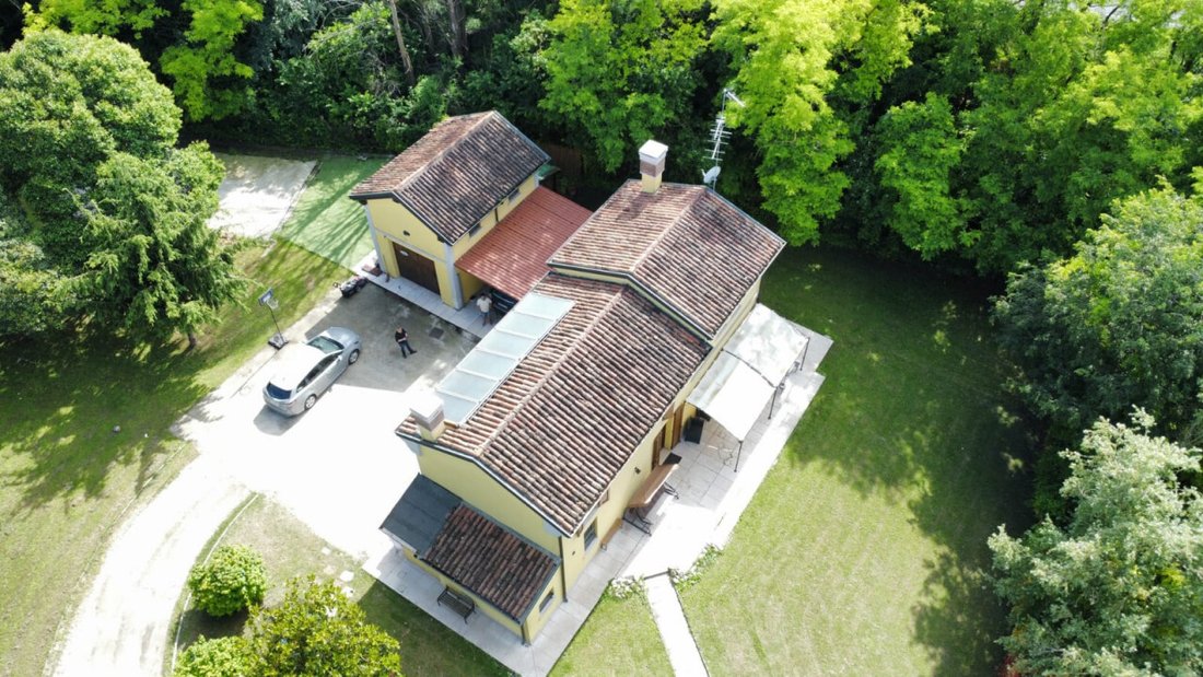 House in Historic Center, Mantua, Lombardy 1 - 16842657