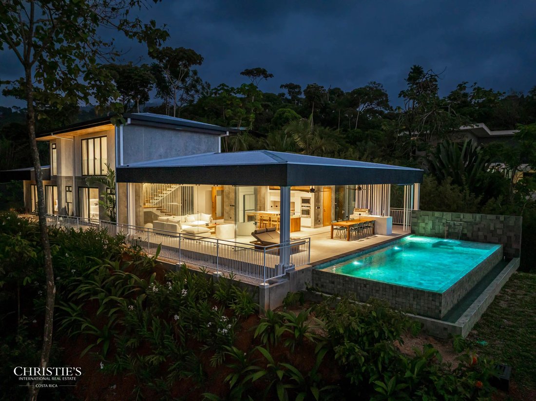 Villa in Uvita, Puntarenas Province, Costa Rica 1 - 16841062
