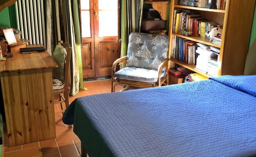 Castle for Sale in Montespertoli, Tuscany, Italy