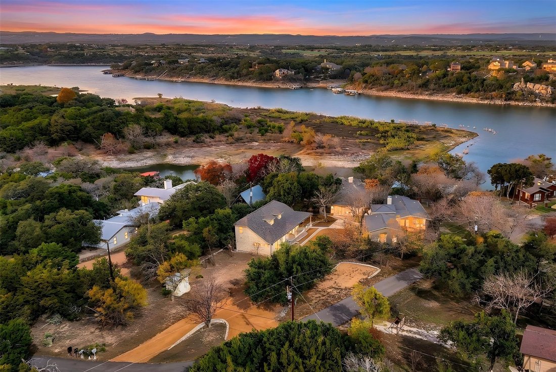 House in Spicewood, Texas, United States 1 - 16842298