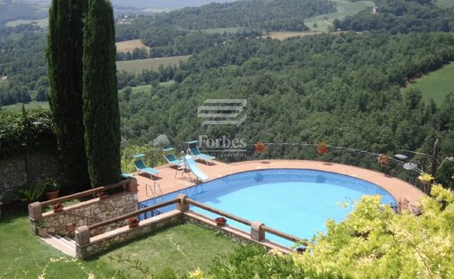 Castle For Sale In Umbria, Trasimeno Lake
