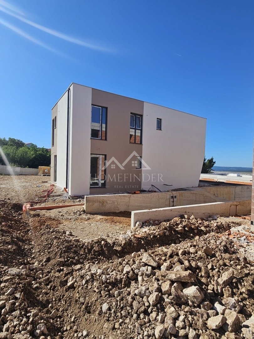 House in Grad Crikvenica, Primorje-Gorski Kotar County, Croatia 2 - 15694929