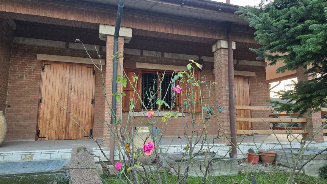 Villa in Maranello, Emilia-Romagna, Italy 3 - 16842895