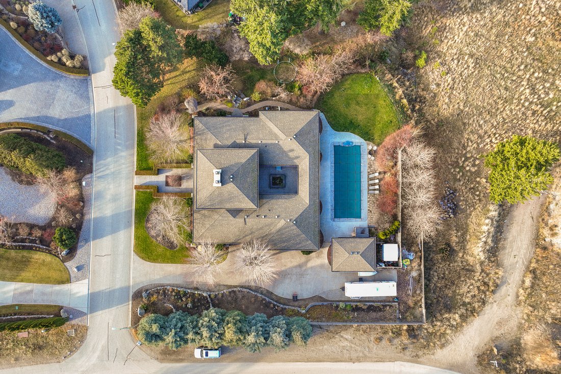 House in Lake Country, British Columbia, Canada 4 - 16843077
