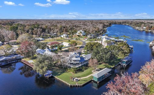 House in Astor, Florida, United States 1