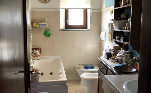 Castle for Sale in Montespertoli, Tuscany, Italy