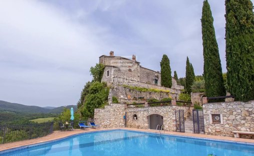 Castle For Sale In Umbria, Trasimeno Lake
