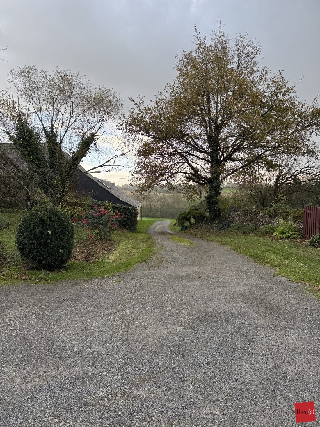 Estate in Quelaines-Saint-Gault, Pays de la Loire, France 2 - 16842988