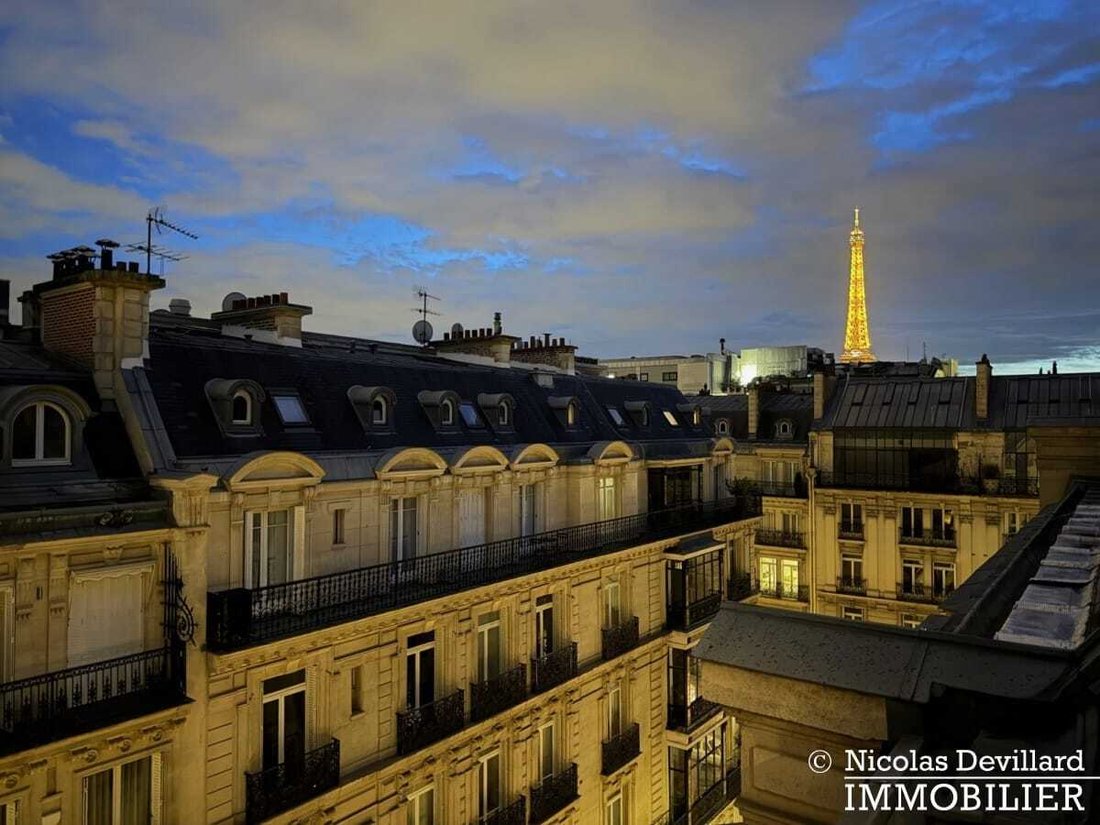 Apartment in Triangle d'Or, Paris 8e Arrondissement, Paris 5 - 16780492