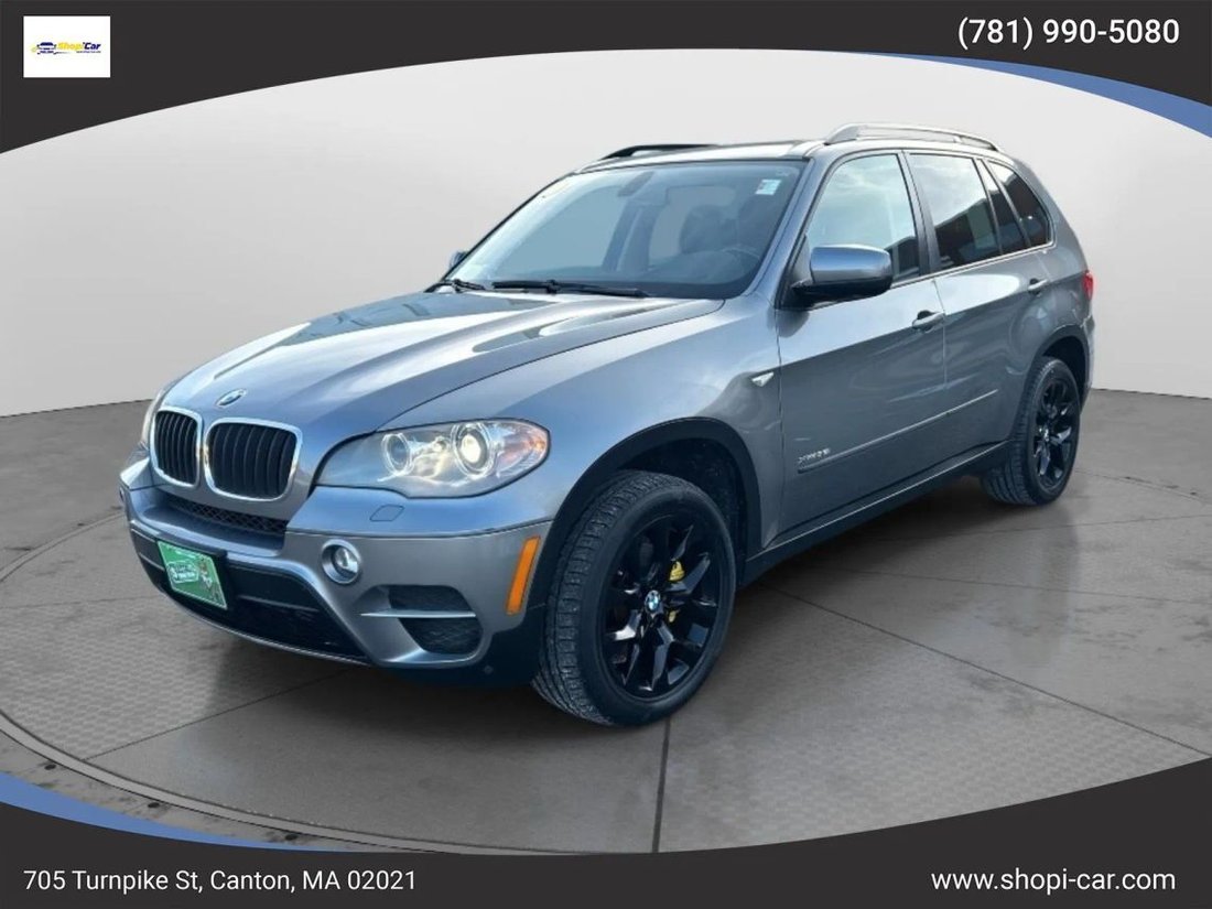 Suv in Canton, MA, United States 1 - 16840153
