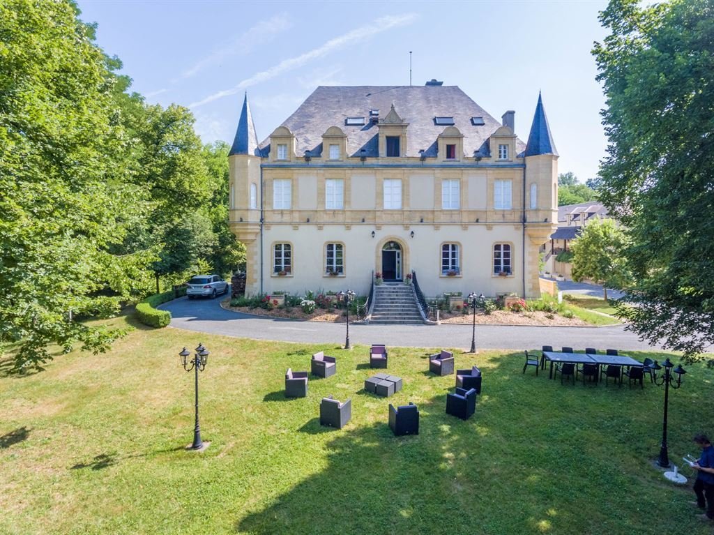 Castle in Montignac-Lascaux, Nouvelle-Aquitaine, France 3 - 10719038
