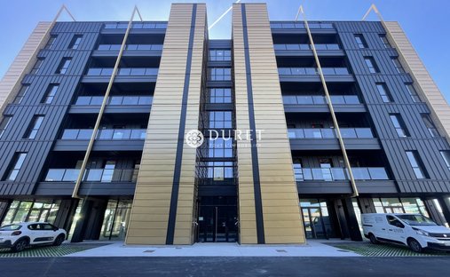 19th C. Chateau In The Vendée Suitable For Tourist Use