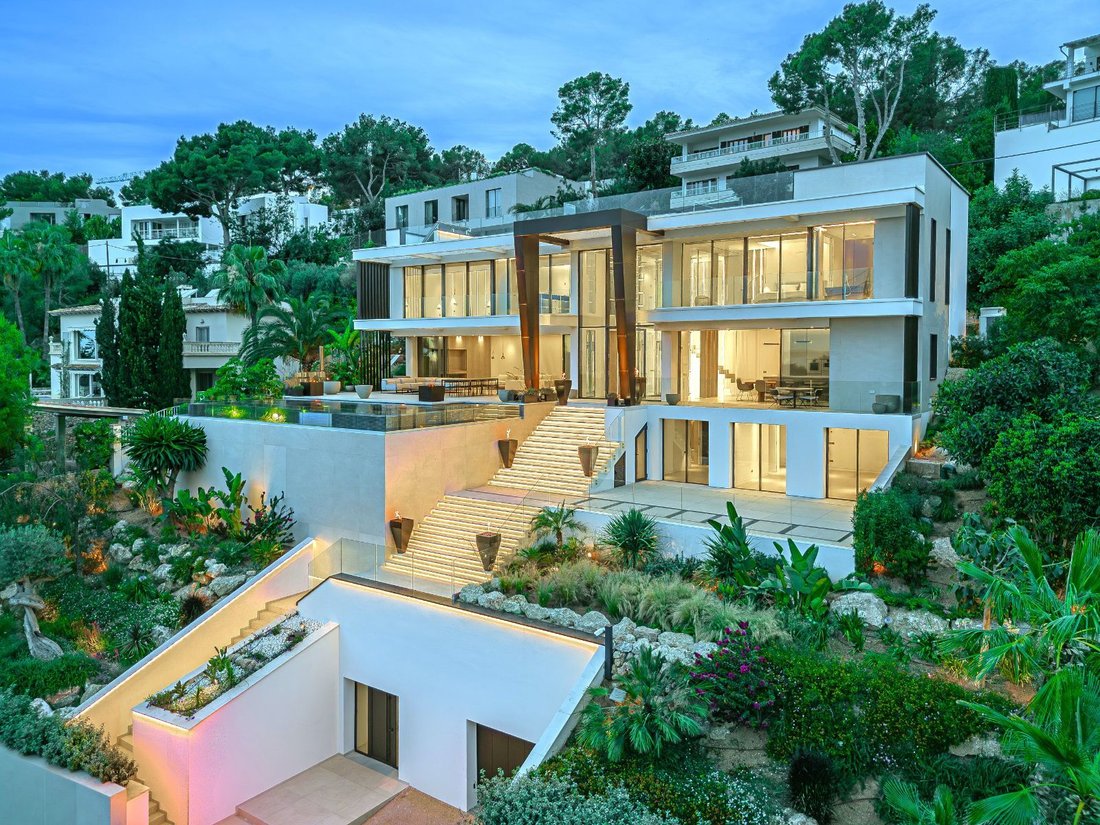 Villa in Costa d'en Blanes, Calvia, Balearic Islands 1 - 16841189