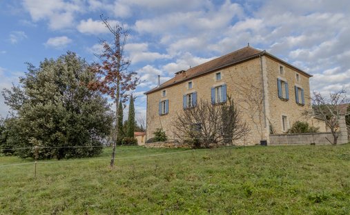 Castle for Sale in Sarlat-la-Canéda, Nouvelle-Aquitaine, France - 5