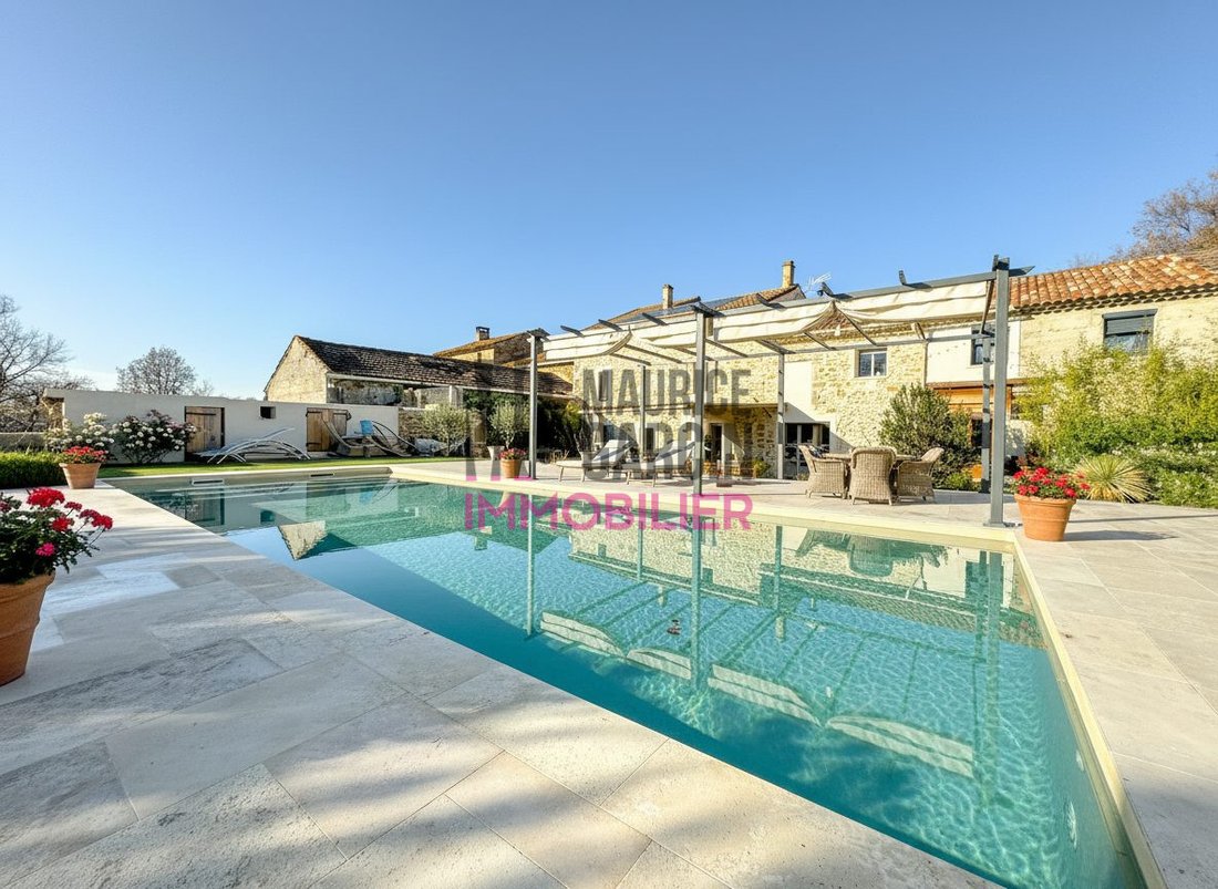 House in Jonquières, Provence-Alpes-Côte d'Azur, France 1 - 16842970