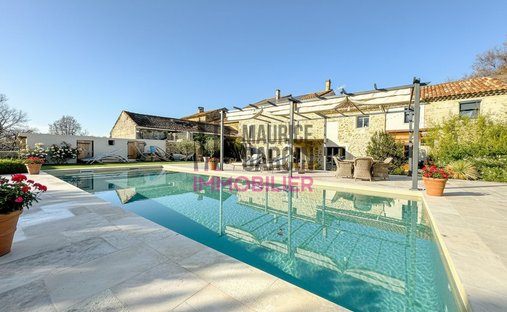 House in Jonquières, Provence-Alpes-Côte d'Azur, France 1