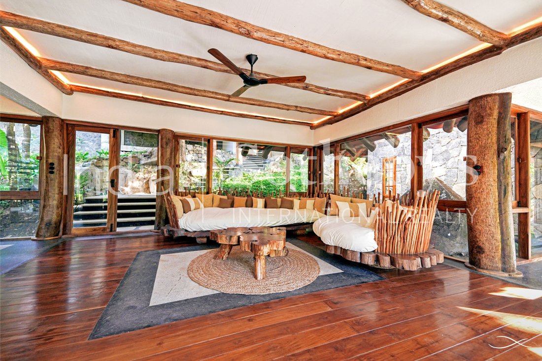 House in Kuttiady, Kerala, India 2 - 16840904