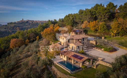 Castle For Sale In Umbria, Trasimeno Lake