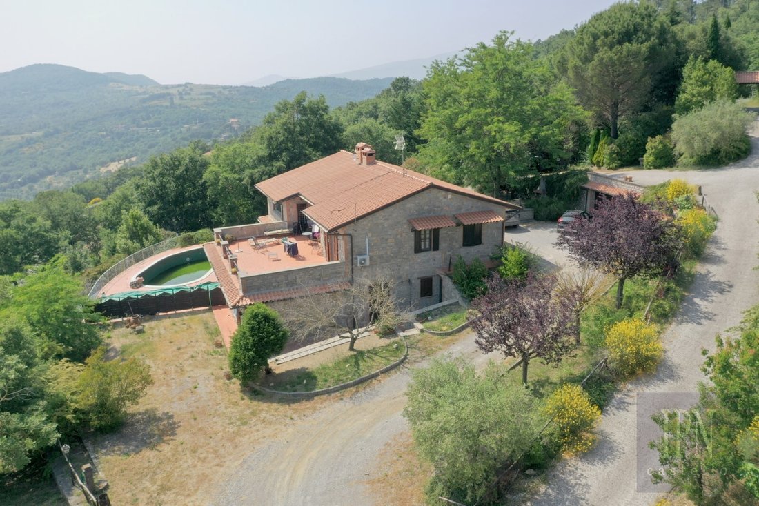 Villa in Lisciano Niccone, Umbria, Italy 4 - 16843425