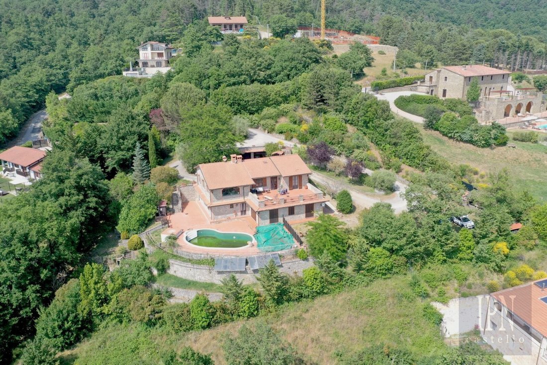 Villa in Lisciano Niccone, Umbria, Italy 2 - 16843425