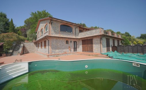 Castle For Sale In Umbria, Trasimeno Lake