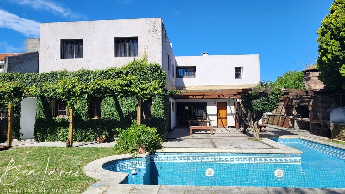 House in Montevideo, Departamento de Montevideo, Uruguay 2 - 16843016
