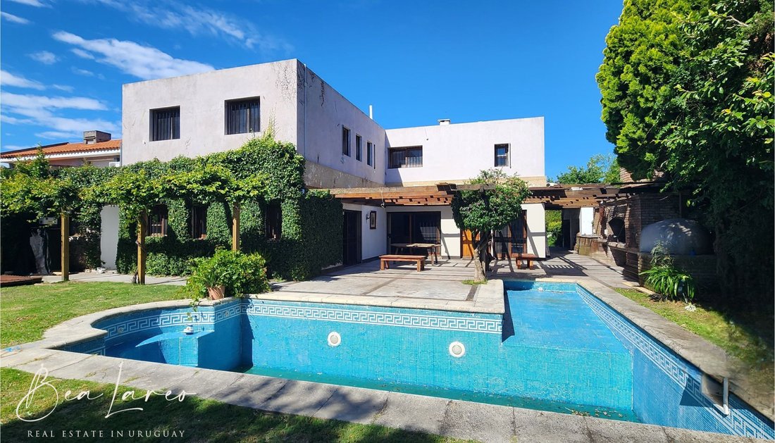 House in Montevideo, Departamento de Montevideo, Uruguay 1 - 16843016